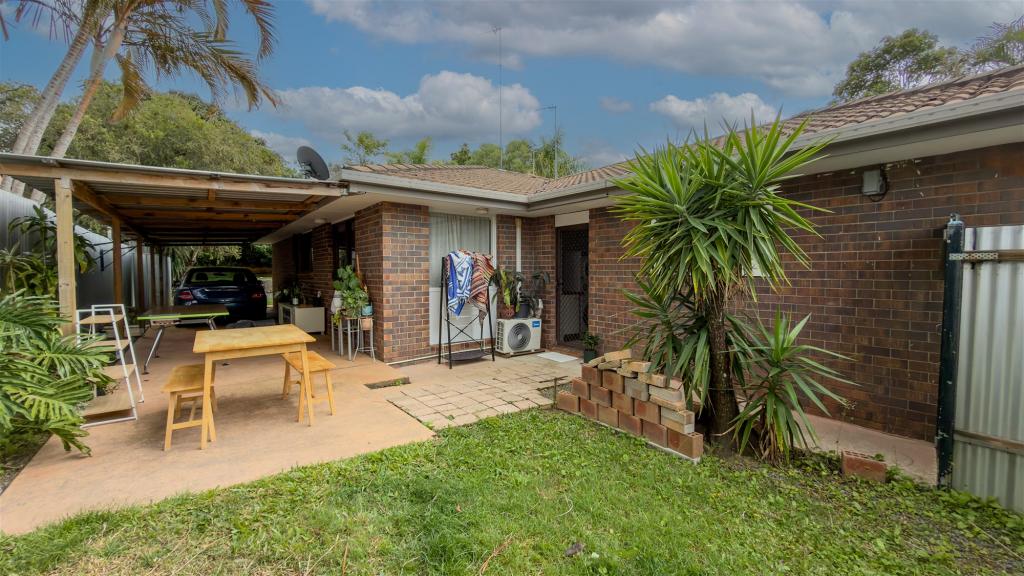 2/210 Olsen Ave, Arundel, QLD 4214