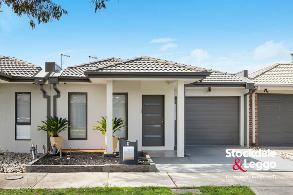 9 Martinshaw Rd, Mickleham, VIC 3064
