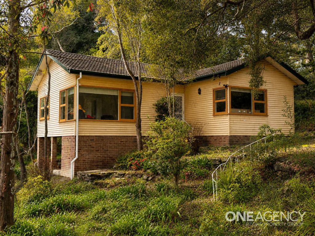 1 Bednal Rd, Springwood, NSW 2777