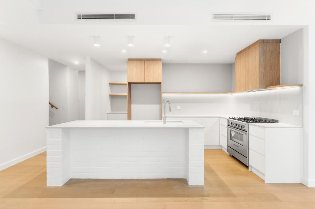 75d Saunders Bay Rd, Caringbah South, NSW 2229