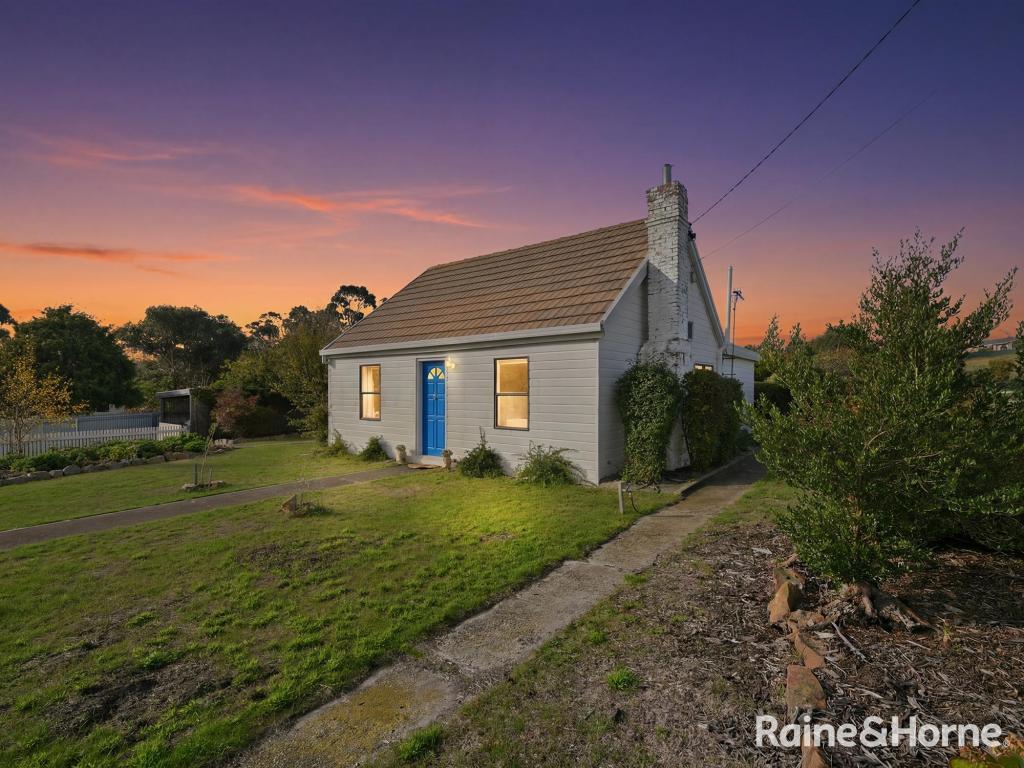 9 Inkerman St, Triabunna, TAS 7190