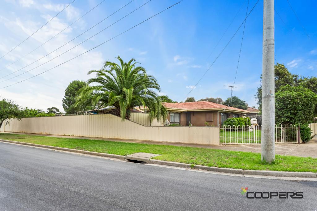 14 Esta St, Melton, VIC 3337