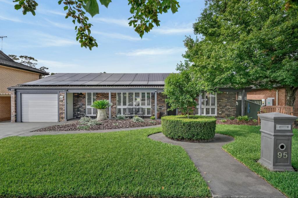95 HUTCHINS CRES, KINGS LANGLEY, NSW 2147