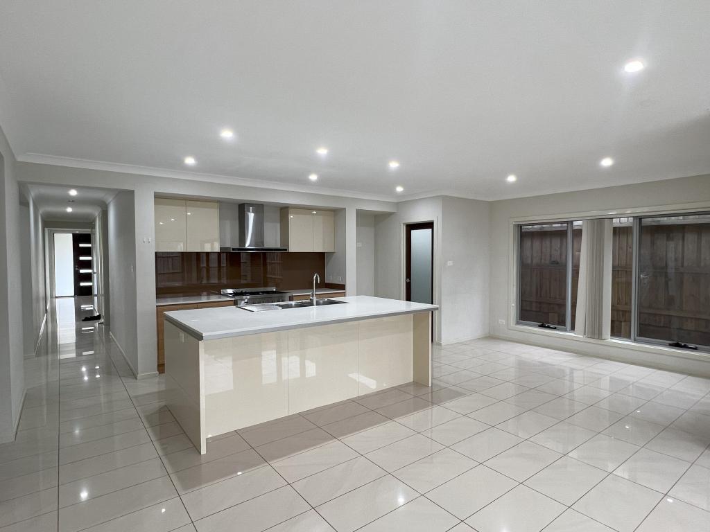 9 Tunnell St, Leppington, NSW 2179