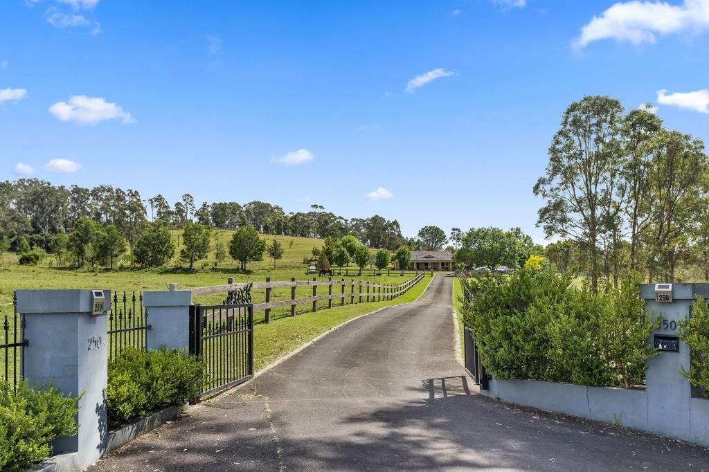 250 Bridge St, Thirlmere, NSW 2572