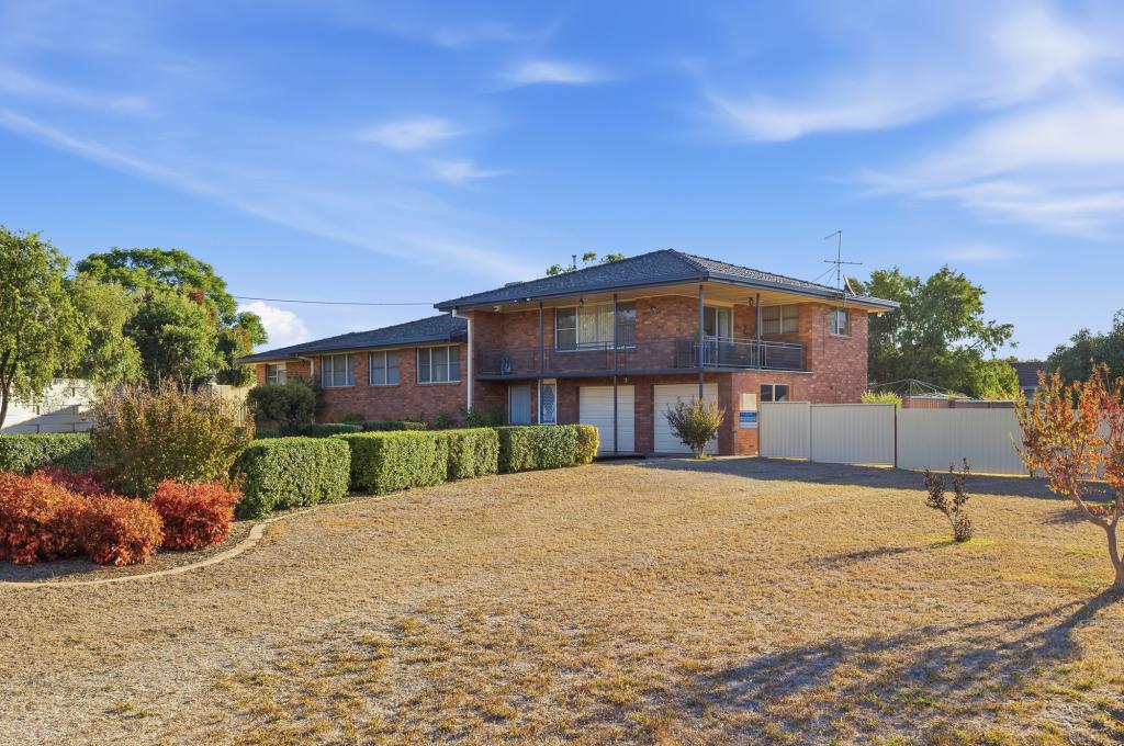 11 Mcdonald Cres, Calala, NSW 2340