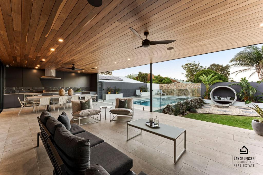 27b Marks Point Rd, Marks Point, NSW 2280