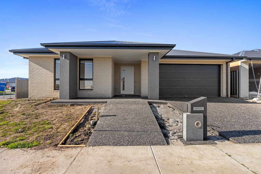 24 Jenkin Ave, Wonthaggi, VIC 3995