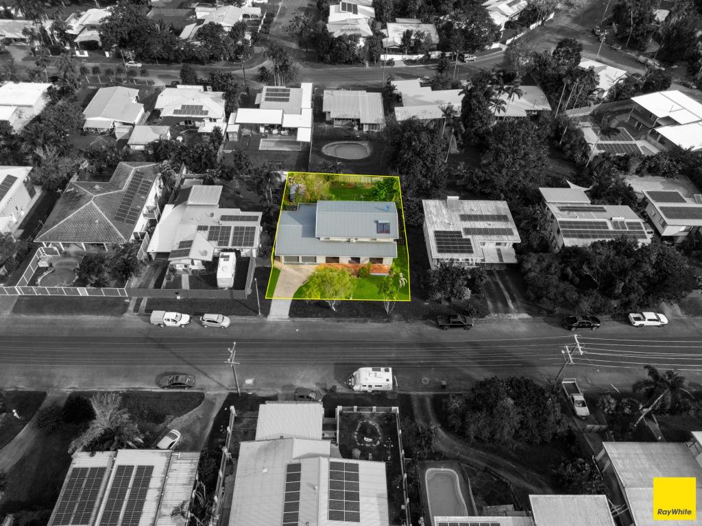 21-23 Sommerville Cres, Whitfield, QLD 4870