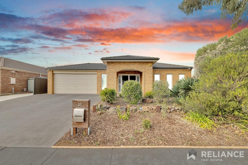 31 Eildon Ave, Manor Lakes, VIC 3024