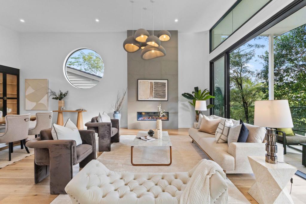 5 Raphael Dr, Hornsby Heights, NSW 2077