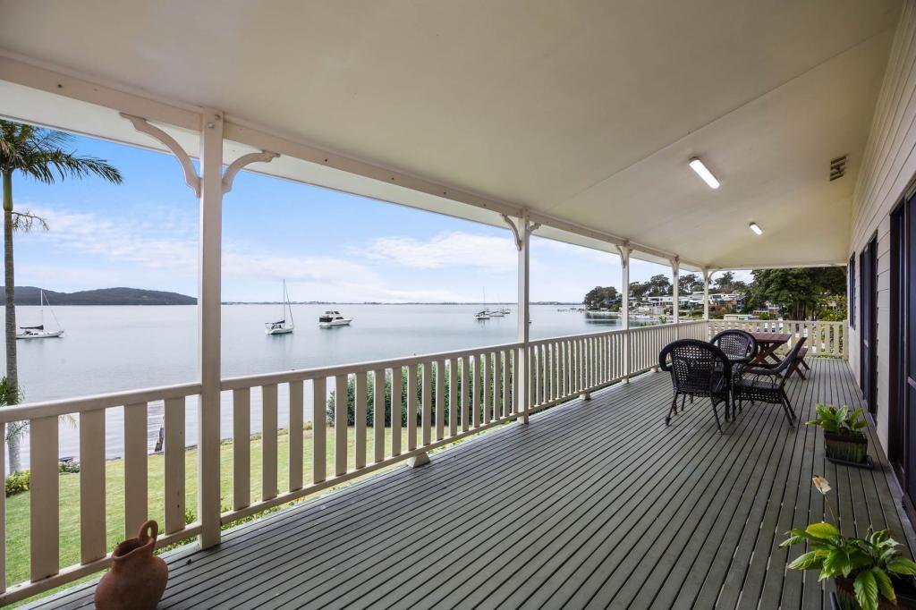 1 Excelsior Pde, Carey Bay, NSW 2283