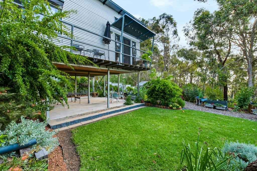 42 Dunnet Rd, Nannup, WA 6275