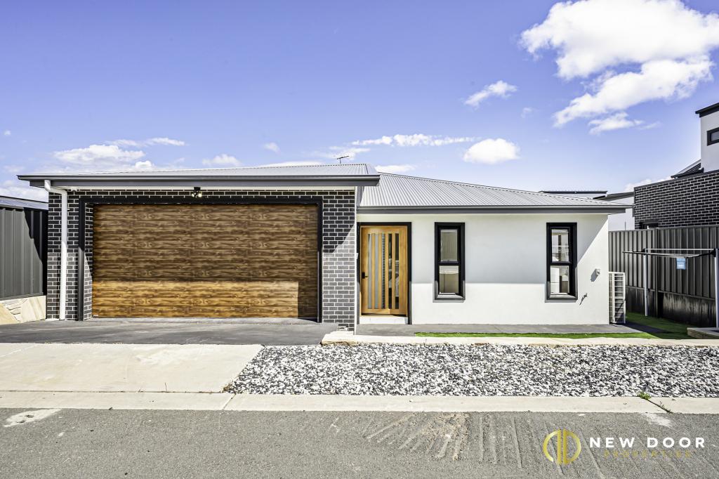 135 A Sculthorpe Ave, Whitlam, ACT 2611
