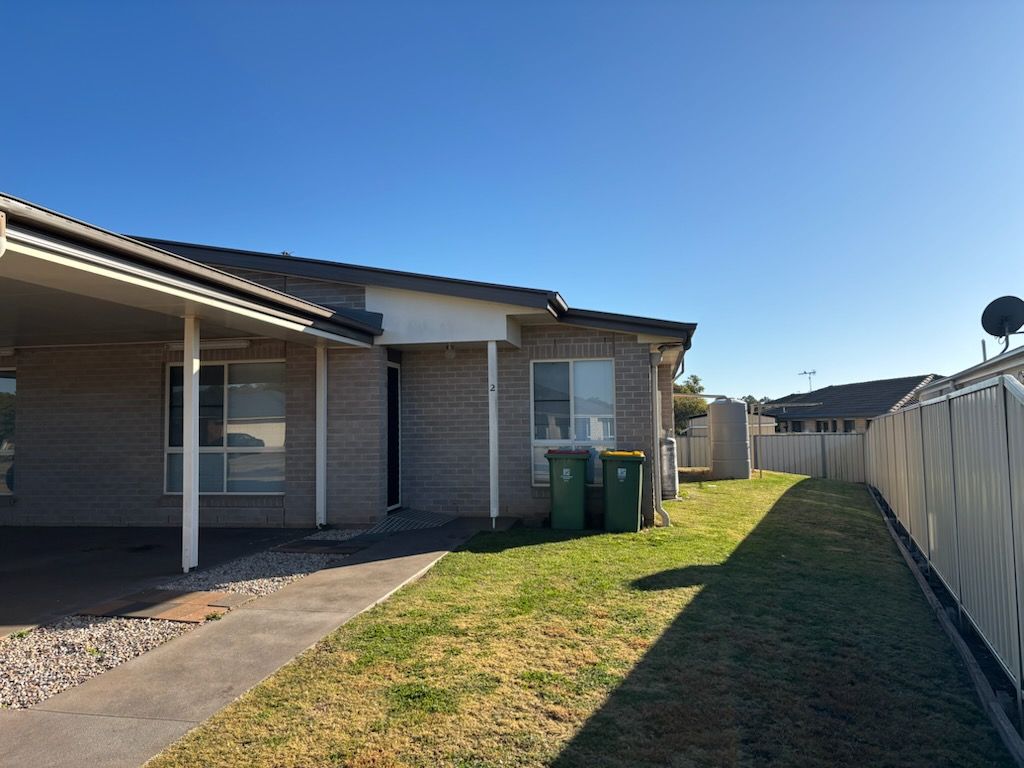 2/16 Debbie Ct, Oakey, QLD 4401