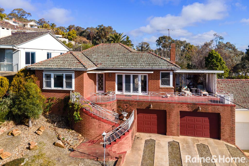 8 Beauty Point Ave, Turvey Park, NSW 2650