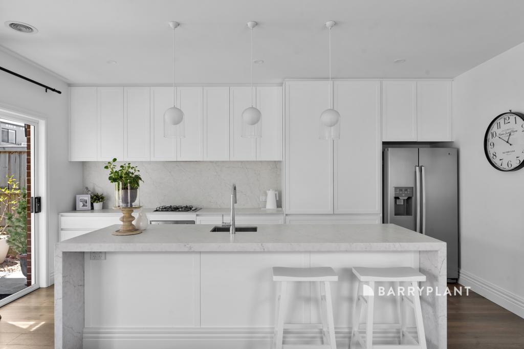 25 Keskadale Way, Clyde North, VIC 3978