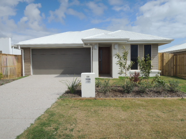 66 Commander Pde, Shoal Point, QLD 4750