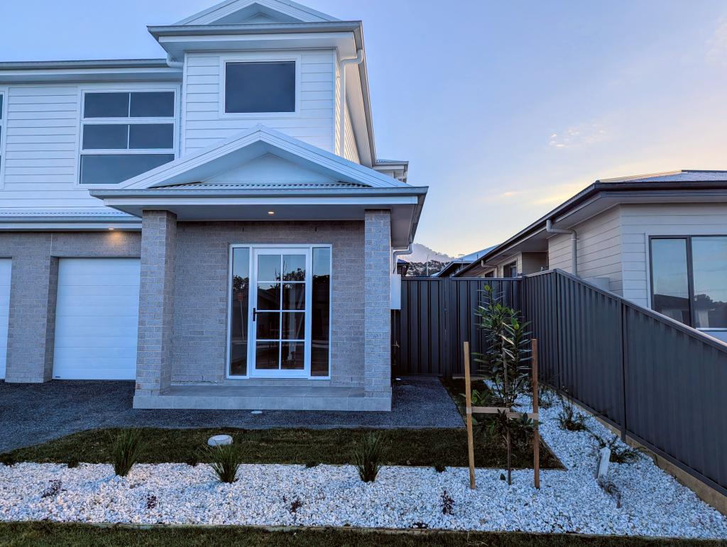 118a Lancaster Dr, Badagarang, NSW 2540