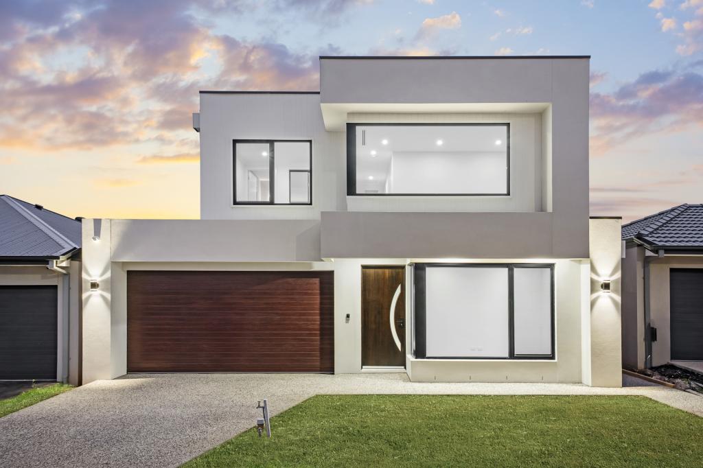 19 Zelkova Cct, Fraser Rise, VIC 3336