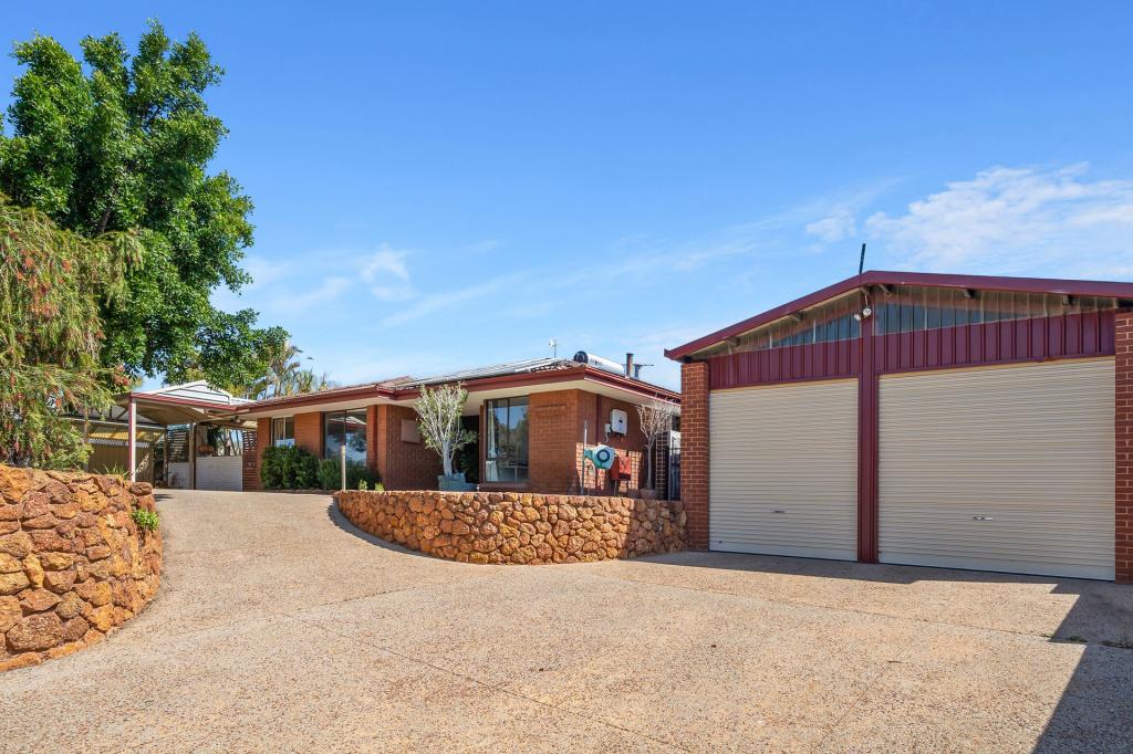 63 Fennell Cres, Wattle Grove, WA 6107