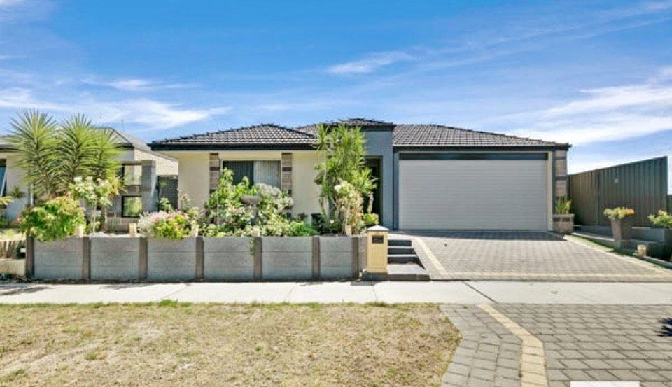 29 Flagstaff Rd, Landsdale, WA 6065