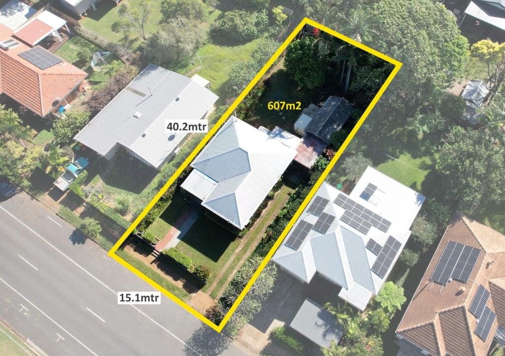 102 King St, Woody Point, QLD 4019