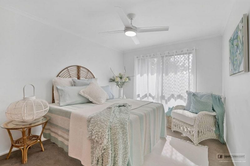 2/15 Margit Cres, Sunrise Beach, QLD 4567
