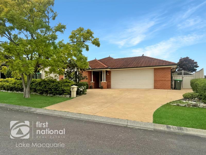 18 Hadlow Dr, Cameron Park, NSW 2285