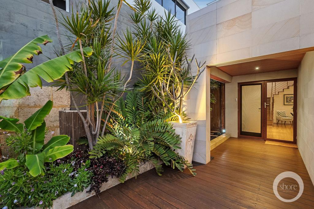 11b Oliver St, Scarborough, WA 6019