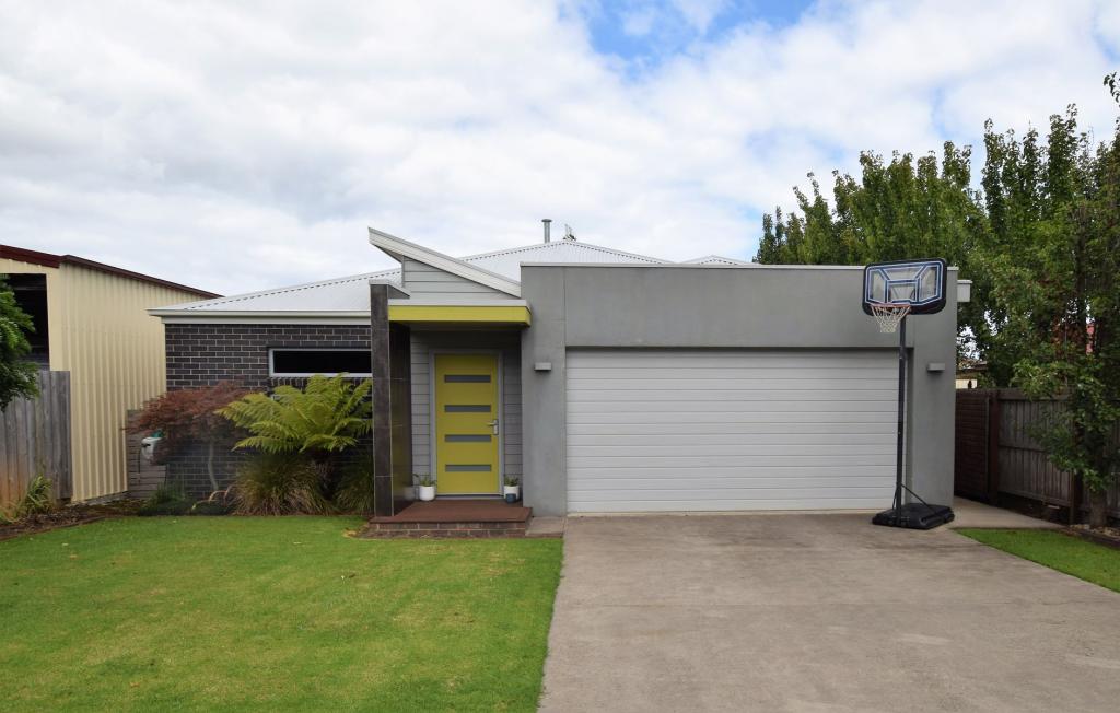 105 ZIEGLER PDE, ALLANSFORD, VIC 3277