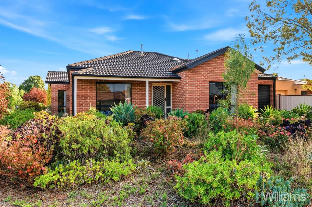 1/10 Macadamia Gr, Werribee, VIC 3030