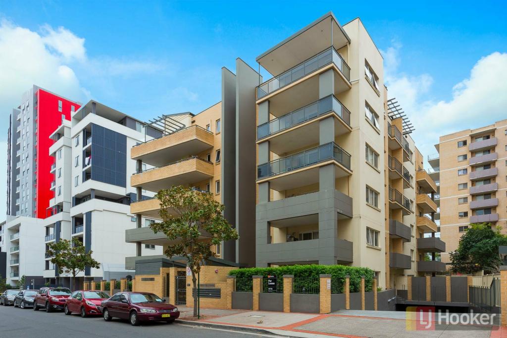 18/8-10 Browne Pde, Warwick Farm, NSW 2170