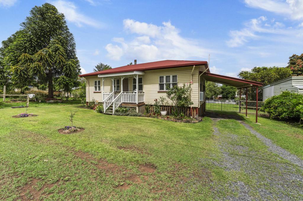 9 King St, Goombungee, QLD 4354