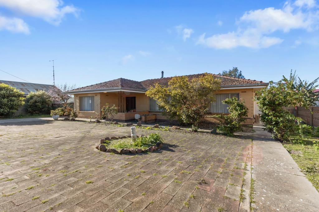 4 Fifth St, Minlaton, SA 5575