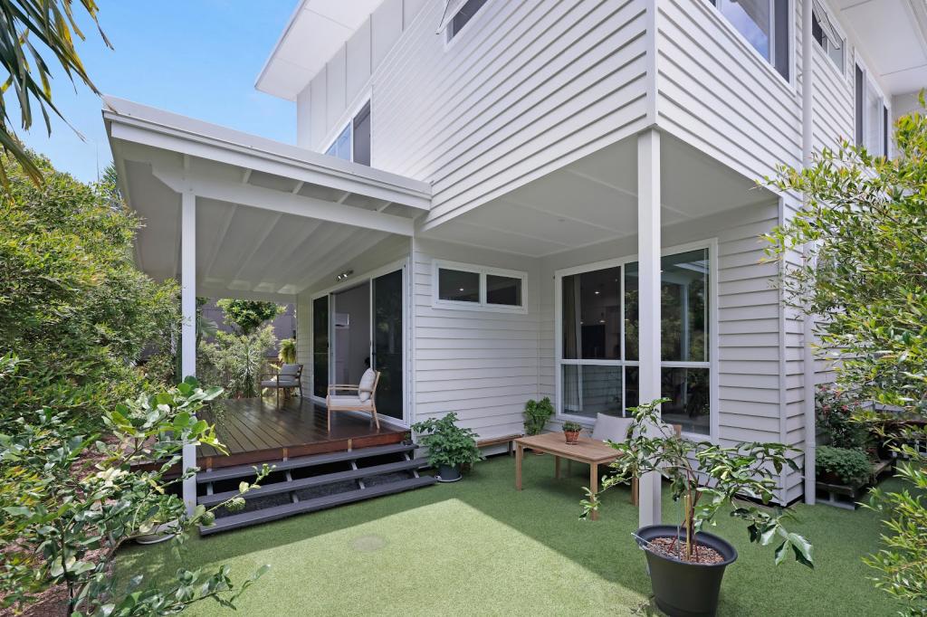 2/19 Killowill Ave, Paradise Point, QLD 4216