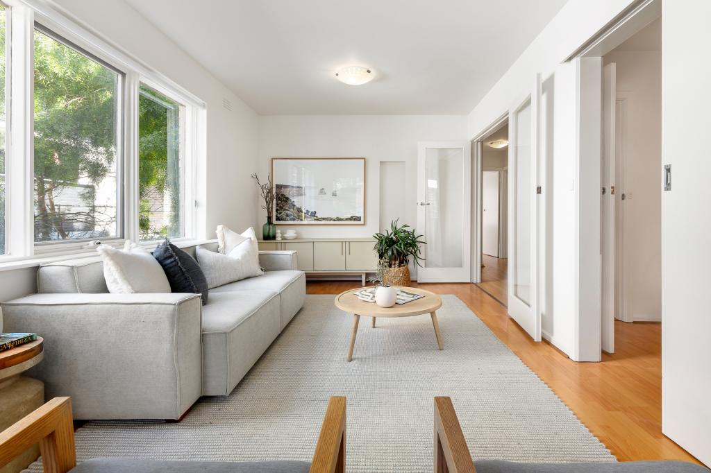 12/10 Dickens St, Elwood, VIC 3184