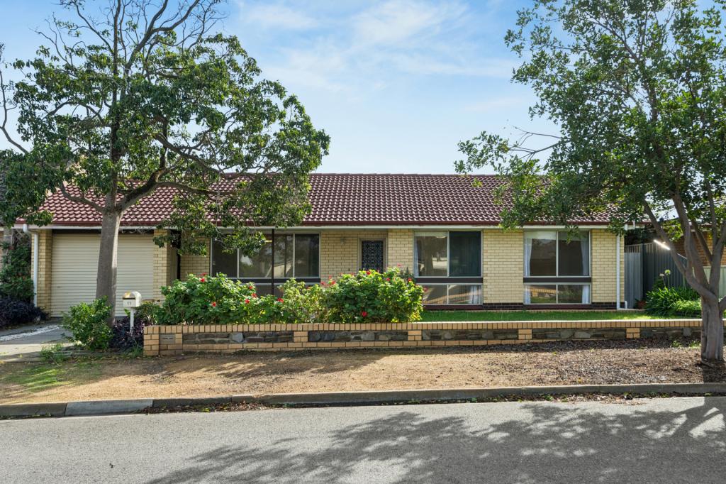 11 Lynton Ave, Christies Beach, SA 5165