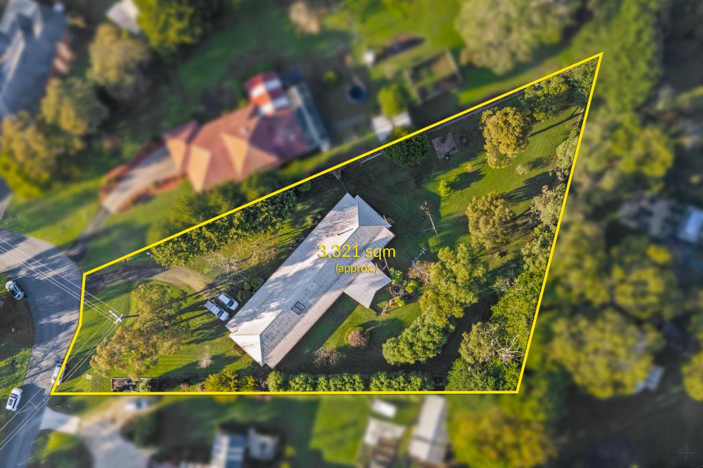 6 Bowkett Cl, Romsey, VIC 3434