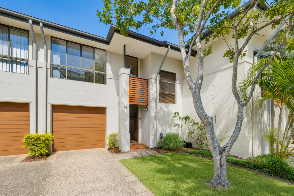 23/2 NORTH SHORE AVE, VARSITY LAKES, QLD 4227