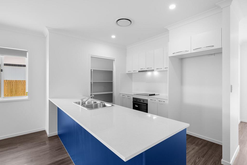 4 Revelation Rd, Southside, QLD 4570