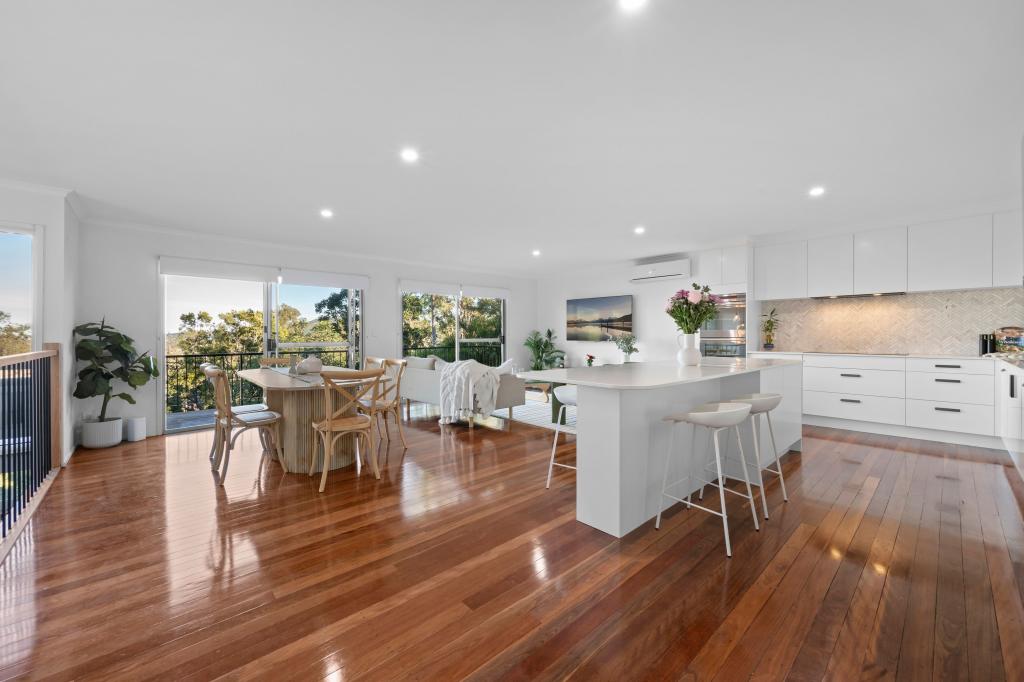 12 Caesar Rd, Ferny Hills, QLD 4055