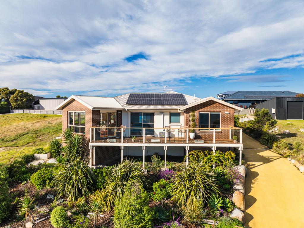 27 Kiama Pde, Akaroa, TAS 7216