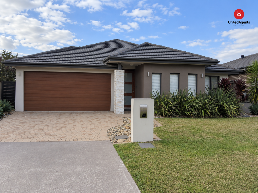 31 Graziers Way, Carnes Hill, NSW 2171