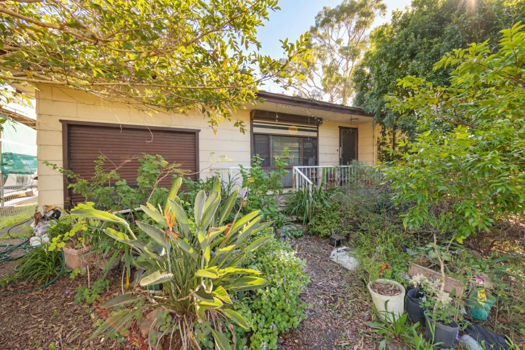94 Narambi Rd, Buff Point, NSW 2262