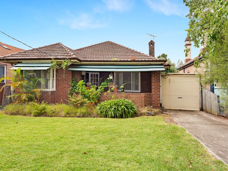 33 Oakville Rd, Willoughby, NSW 2068