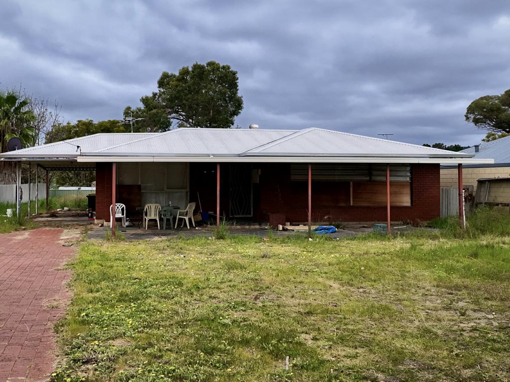 84 Streich Ave, Kelmscott, WA 6111