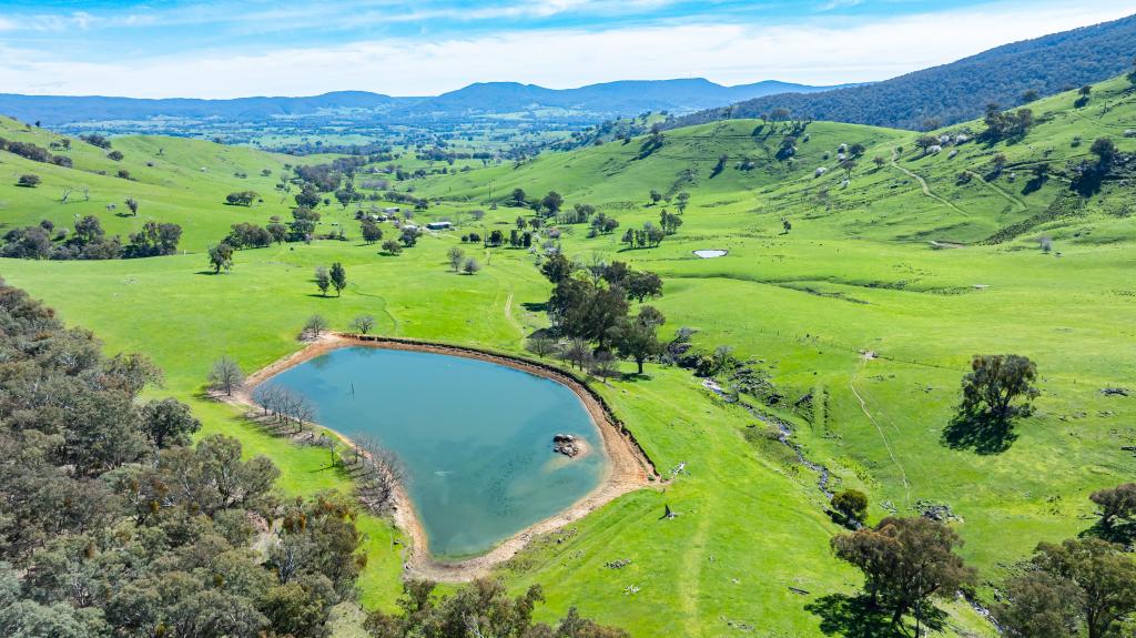 681 BEN VALLEY LANE, YACKANDANDAH, VIC 3749