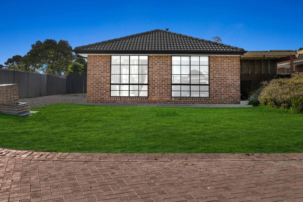 18 Dozey Ct, Roxburgh Park, VIC 3064