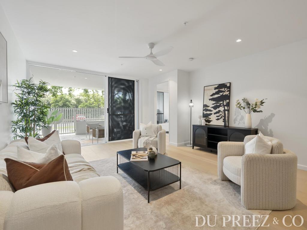 102/25 KOMBI ST, BOKARINA, QLD 4575